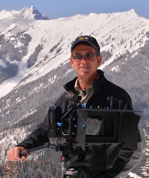 Barry Vid camera sq